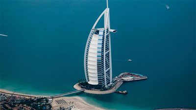 الإمارات تتألق في قائمة الدول الأكثر تأثيراً عالمياً