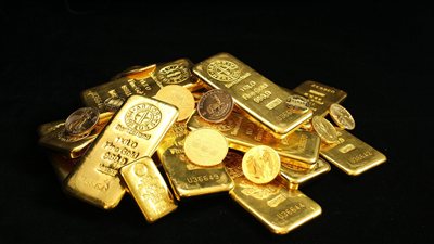 أسعار الذهب العالمية تتذبذب قرب مستويات مرتفعة وسعره في مصر ليوم 7 يونيو 2026