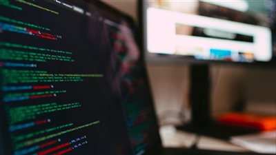 إطلاقات جديدة في الذكاء الاصطناعي تعيد تشكيل سباق التقنية العالمي مع توسع الشركات في تطوير نماذج أكثر تطورًا