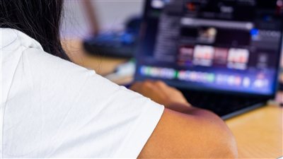 الاعتماد على مساعدات الذكاء الاصطناعي الشخصية في التخطيط للتعلم وإدارة الأهداف اليومية يتوسع مع تنامي الإقبال على أدوات الإنتاجية الذكية