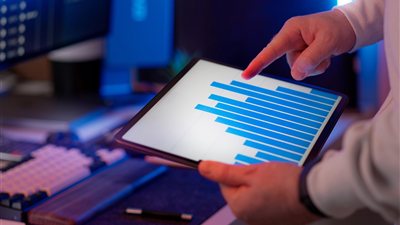 شركات التكنولوجيا الكبرى تعزز استثماراتها في البنية التحتية للذكاء الاصطناعي بعد نتائج مالية قوية