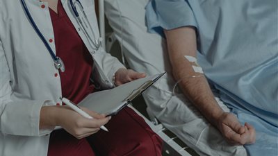 دراسة حديثة تربط استئصال الزائدة بانخفاض لاحق في خطر سرطان القولون والمستقيم مقارنة بالعلاج بالمضادات الحيوية