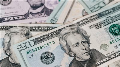 الجنيه المصري يتماسك أمام الدولار وسط ضغوط تضخمية متزايدة ليوم 9 أكتوبر 2025