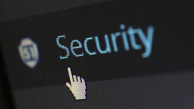 اختراق أمني جديد يضع أنظمة الذكاء الاصطناعي العالمية في مرمى التنظيمات الدولية