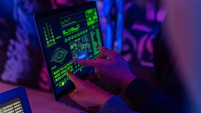 أتش بي إي تكشف تحديثات ضخمة في السحابة الهجينة لتعزيز قدرات المؤسسات على محاكاة الواقع وتسريع تطبيقات الذكاء الاصطناعي