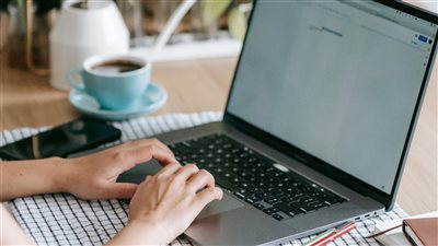 أدوات التعلم الذاتي المدعومة بالذكاء الاصطناعي تعيد تعريف مفهوم تطوير المهارات